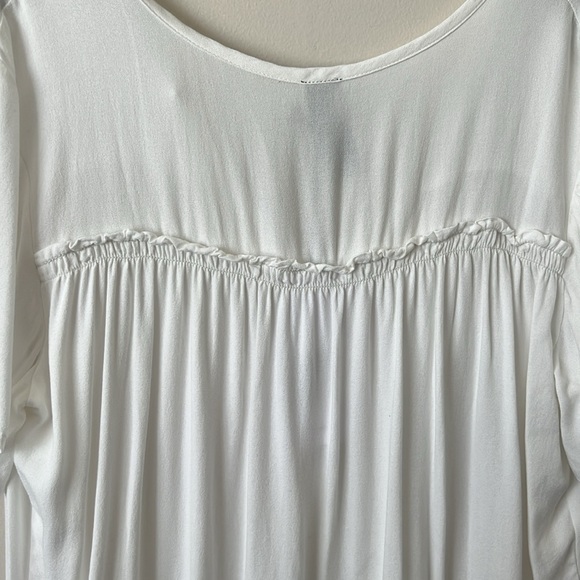 NWT Bobi Ivory Flutter Sleeve Yoke Detail Short Sleeve Blouse Size Small - Picture 5 of 10